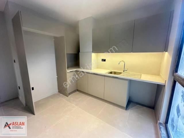Üsküdar, İstanbul içerisinde kiralık mülk