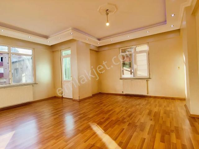Ferah Mahallesi, Üsküdar içerisinde kiralık mülk
