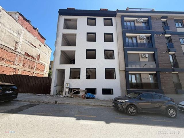 Üsküdar, İstanbul içerisinde satılık Bina