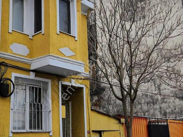 Üsküdar, İstanbul içerisinde kiralık Villa