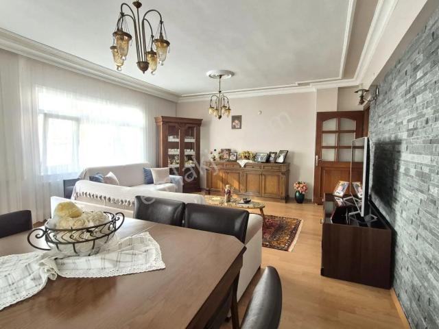 Üsküdar, İstanbul içerisinde satılık mülk
