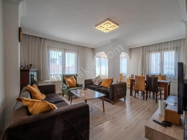 Üsküdar, İstanbul içerisinde satılık mülk