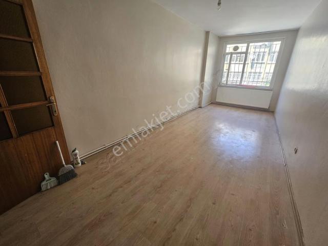 Üsküdar, İstanbul içerisinde kiralık mülk