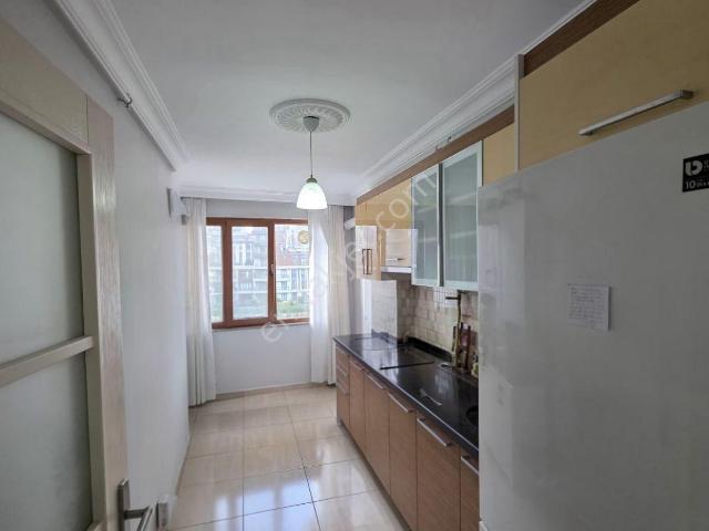 Valide-i Atik Mahallesi, Üsküdar içerisinde kiralık mülk