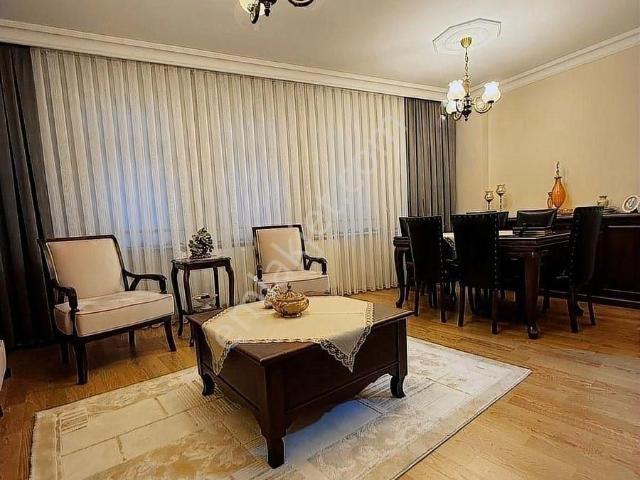 Üsküdar, İstanbul içerisinde satılık mülk