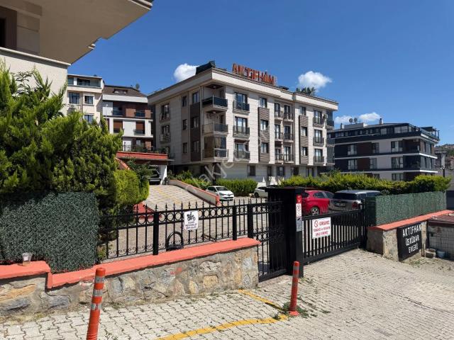 Üsküdar, İstanbul içerisinde satılık mülk