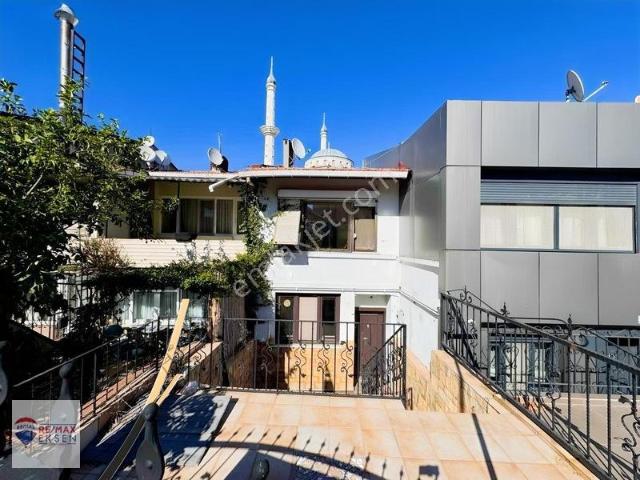 Üsküdar, İstanbul içerisinde satılık Villa