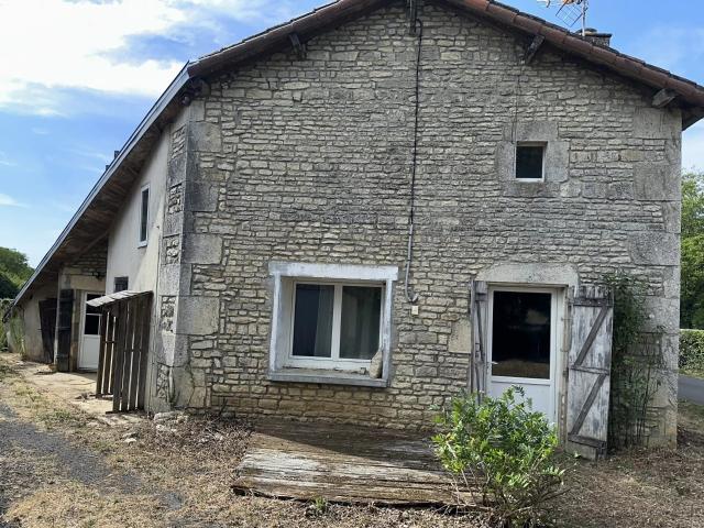 Maison vente à La Carte Pinsonnette, Usson-du-Poitou