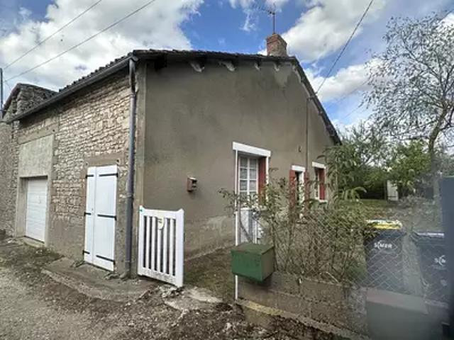 Maison vente à Montmorillon, Usson-du-poitou