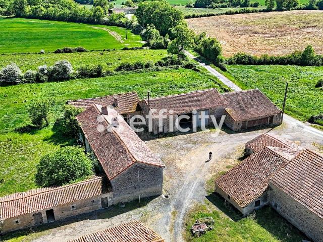 Ferme vente à Montmorillon, Usson-du-poitou