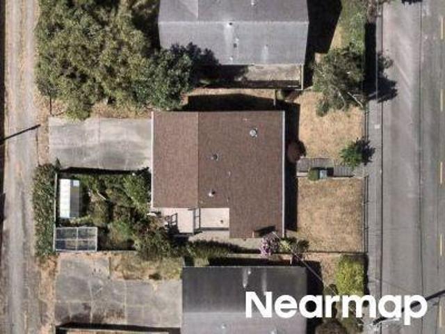 House for sale in Highland Park, Eureka