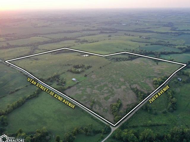 Farm for sale in Lacona, Iowa