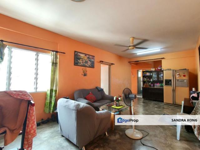 Flat for sale in Petaling, Subang Jaya