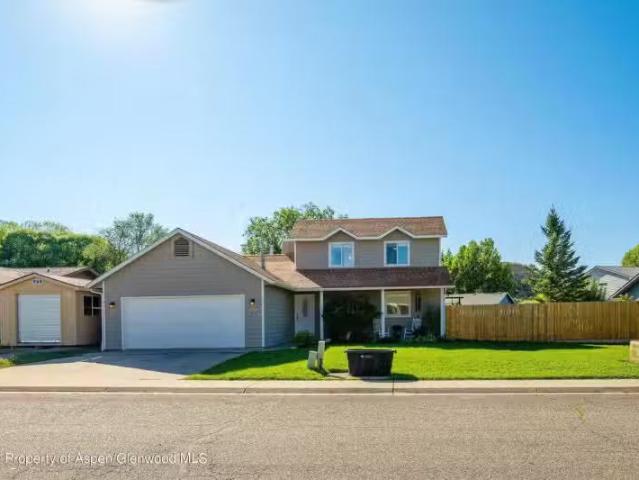 House for rent in Clifton