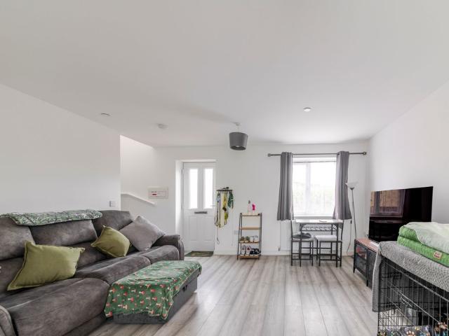 House for rent in Pontblyddyn, Wales