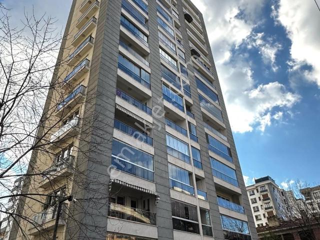 Kadiköy, İstanbul içerisinde satılık mülk