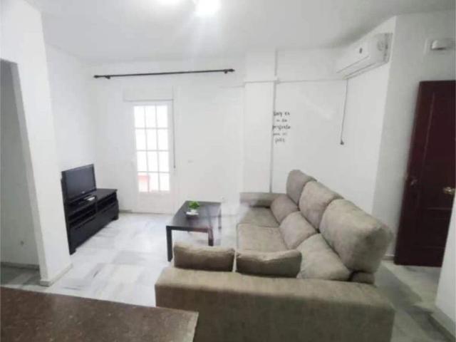 Apartamento en alquiler en Barriada Los Salesianos, Utrera