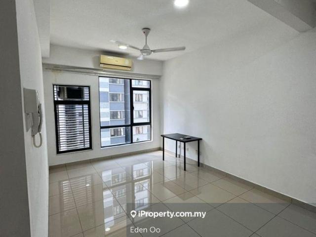 Room for rent in Petaling, Alam Impian