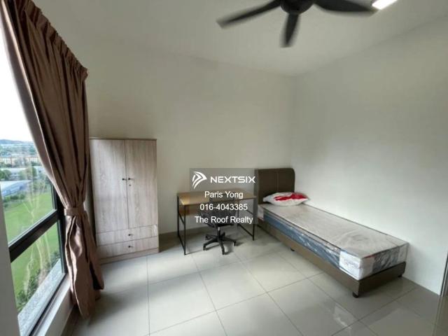 Room for rent in Petaling, Alam Impian