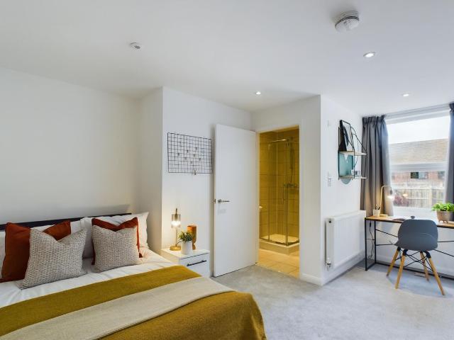 Room for rent in New Normanton, Derby