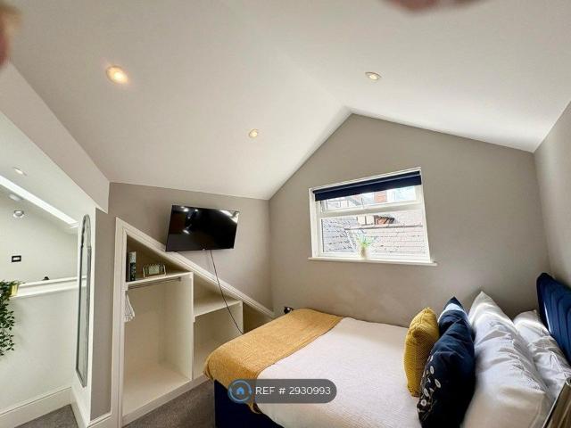 Room for rent in New Normanton, Derby