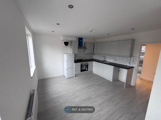 Apartment for rent in Longton, Stoke-on-Trent