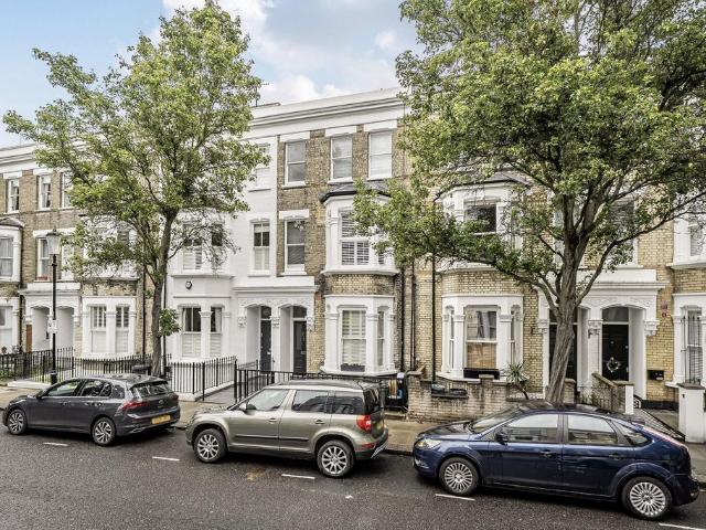 House for rent in Brompton, Greater London