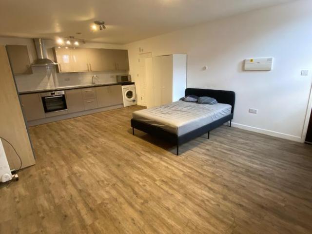 Studio for rent in London Borough of Ealing, Greater London