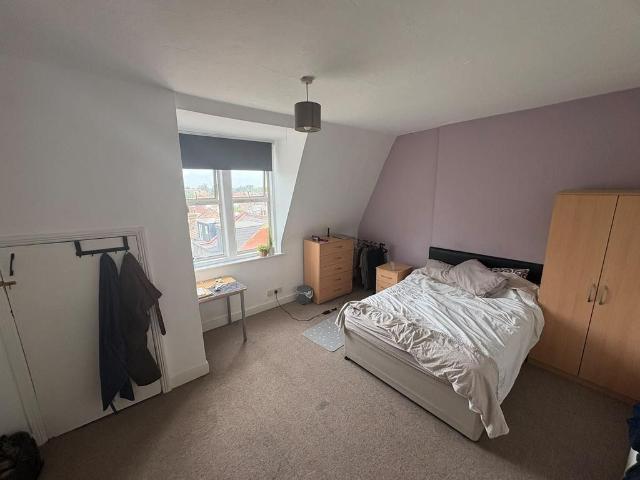 Room for rent in London Borough of Ealing, Greater London