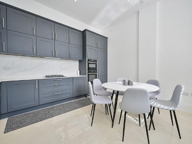 House for rent in London Borough of Ealing, Hanwell