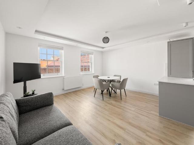 Apartment for rent in London Borough of Ealing, Greater London