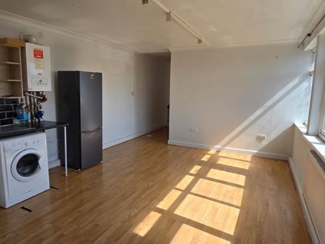 Apartment for rent in Hayes, Greater London