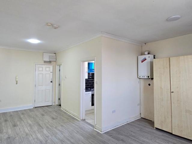 Studio for rent in Hayes, Greater London