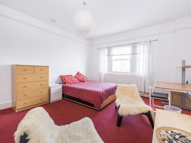 Apartment for rent in Royal Borough of Kingston upon Thames, Greater London