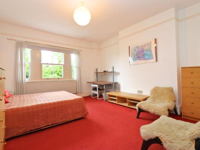 Studio for rent in Surbiton, Greater London