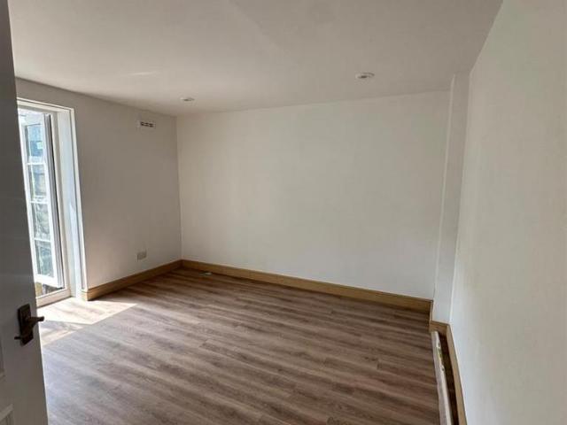 Apartment for rent in London Borough of Ealing, Hanwell