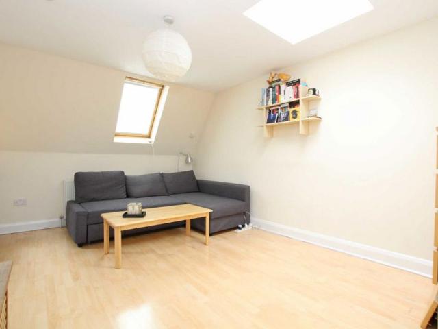 Apartment for rent in London Borough of Hammersmith and Fulham, Greater London