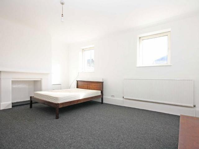 Apartment for rent in Shepherd's Bush, Greater London