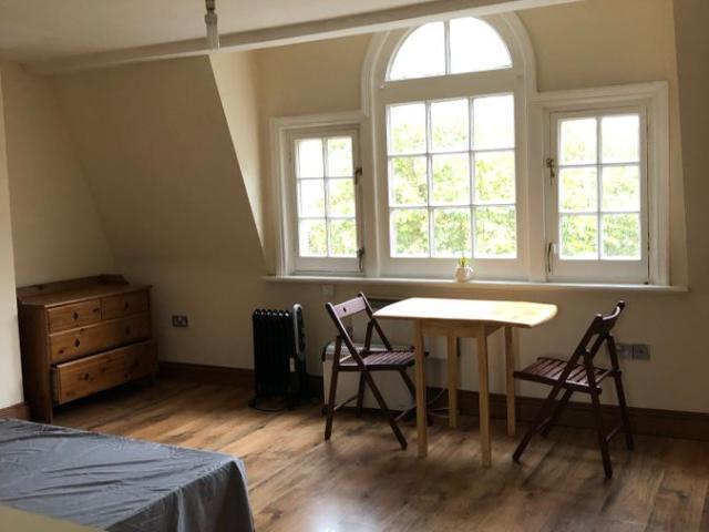 Studio for rent in London Borough of Hammersmith and Fulham, Greater London