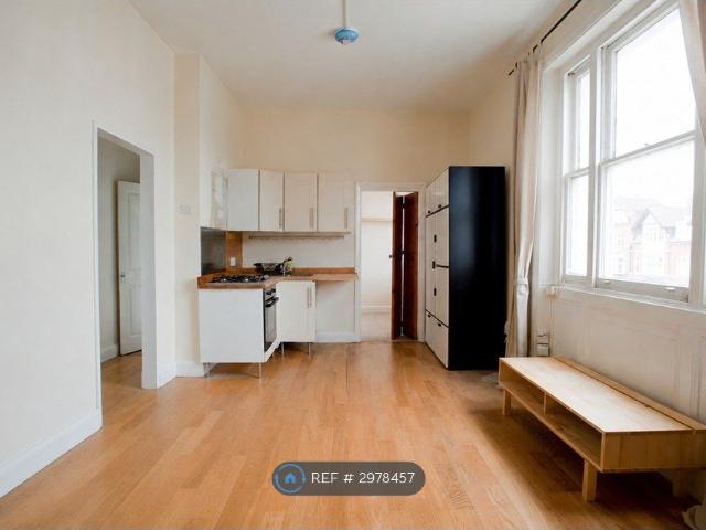 Studio for rent in Shepherd's Bush, Greater London