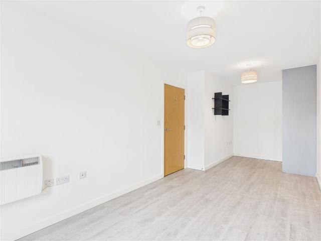 Apartment for rent in London Borough of Ealing, Greater London