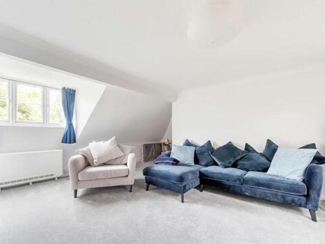 House for sale in Batchworth, Hertfordshire