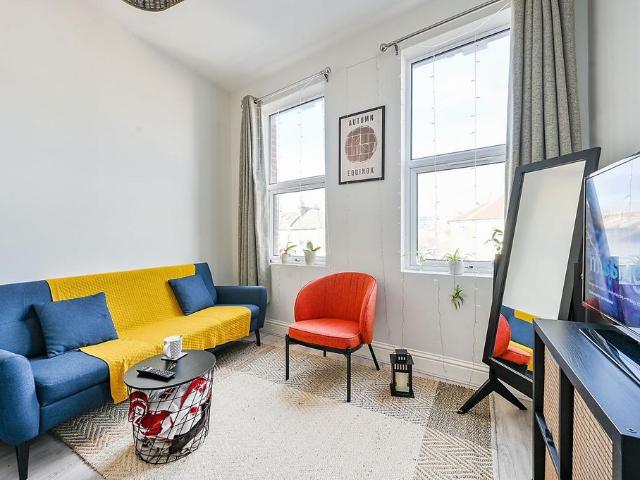 Apartment for rent in Shepherd's Bush, Greater London