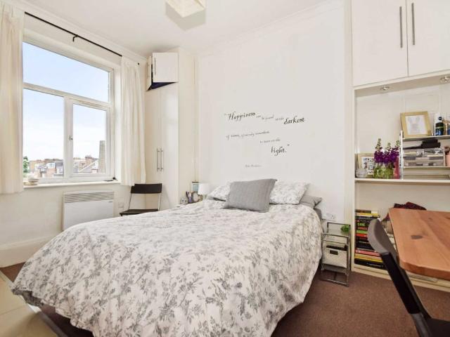 Studio for rent in Shepherd's Bush, Greater London