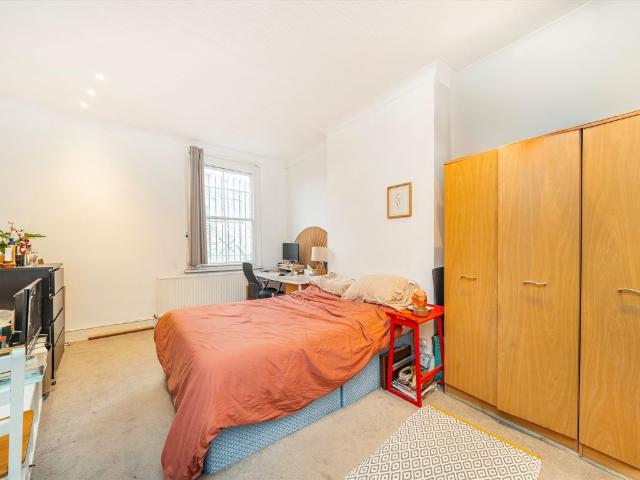 Apartment for rent in Shepherd's Bush, Greater London