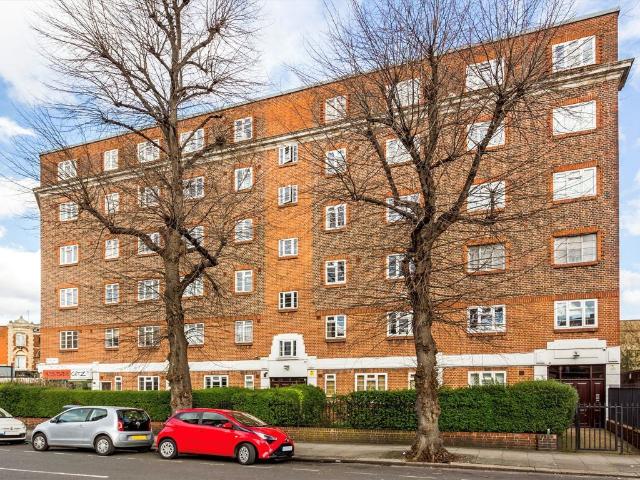 Apartment for rent in London Borough of Hammersmith and Fulham, Greater London