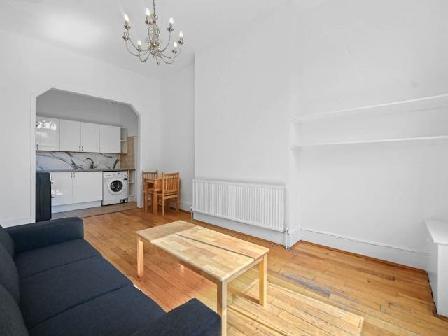 Apartment for rent in Shepherd's Bush, Greater London