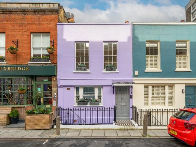 House for rent in Royal Borough of Kensington and Chelsea, Greater London