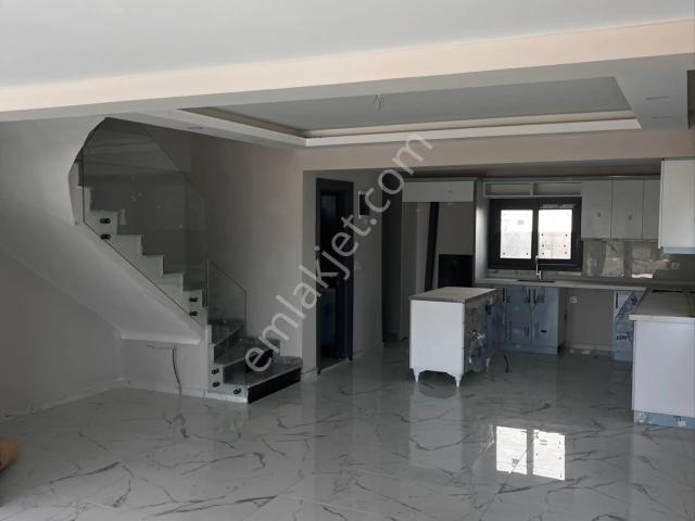 Aliağa, İzmir içerisinde satılık Villa