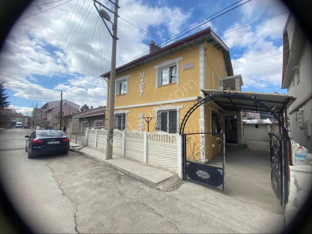 Afyonkarahisar içerisinde satılık Villa